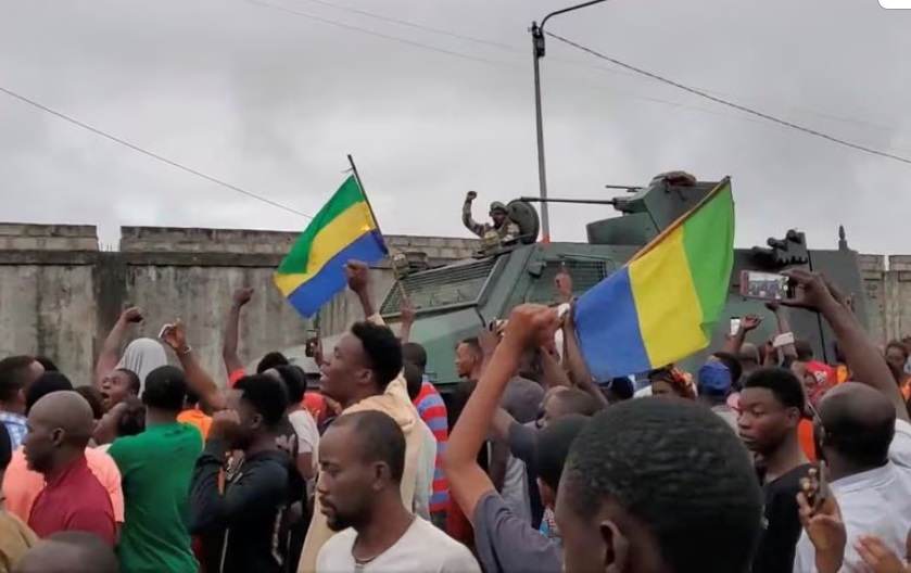 União Africana suspende adesão do Gabão após golpe militar